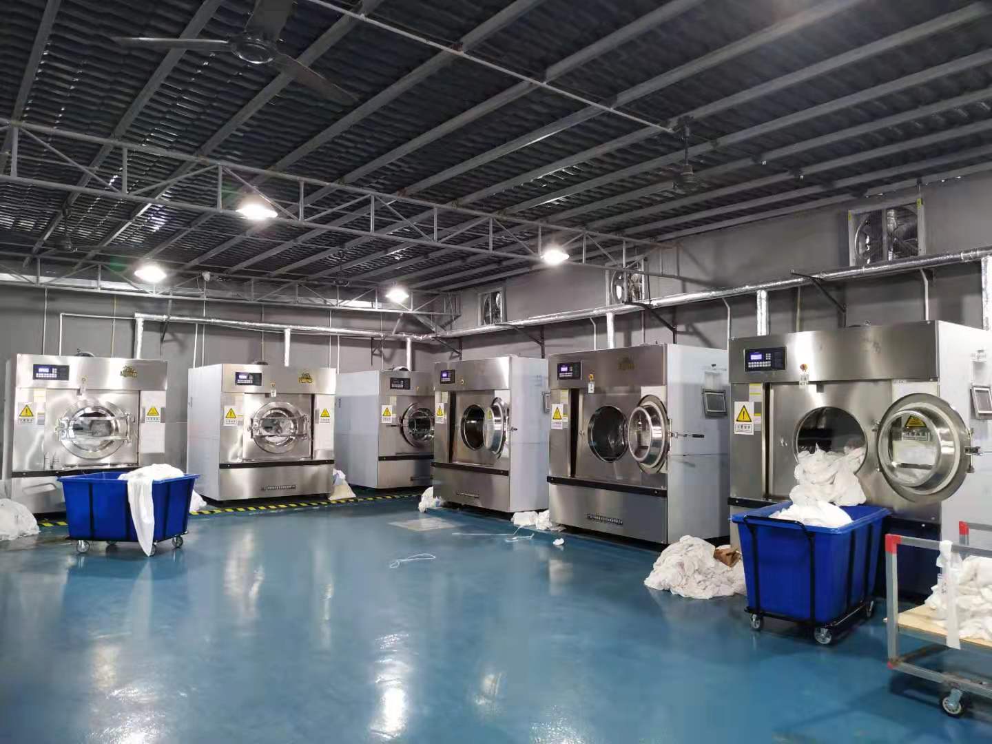 �V������